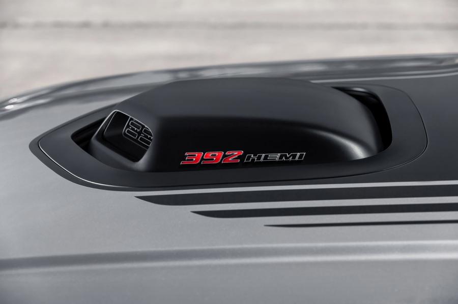  Dodge Challenger 392 Hemi Scat Pack Shaker 2015 года  (фото 22 из 51)